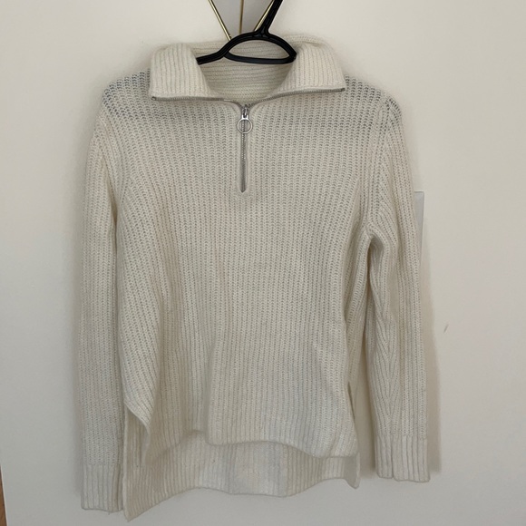 Thick knit 3/4 Zip - Picture 2 of 4